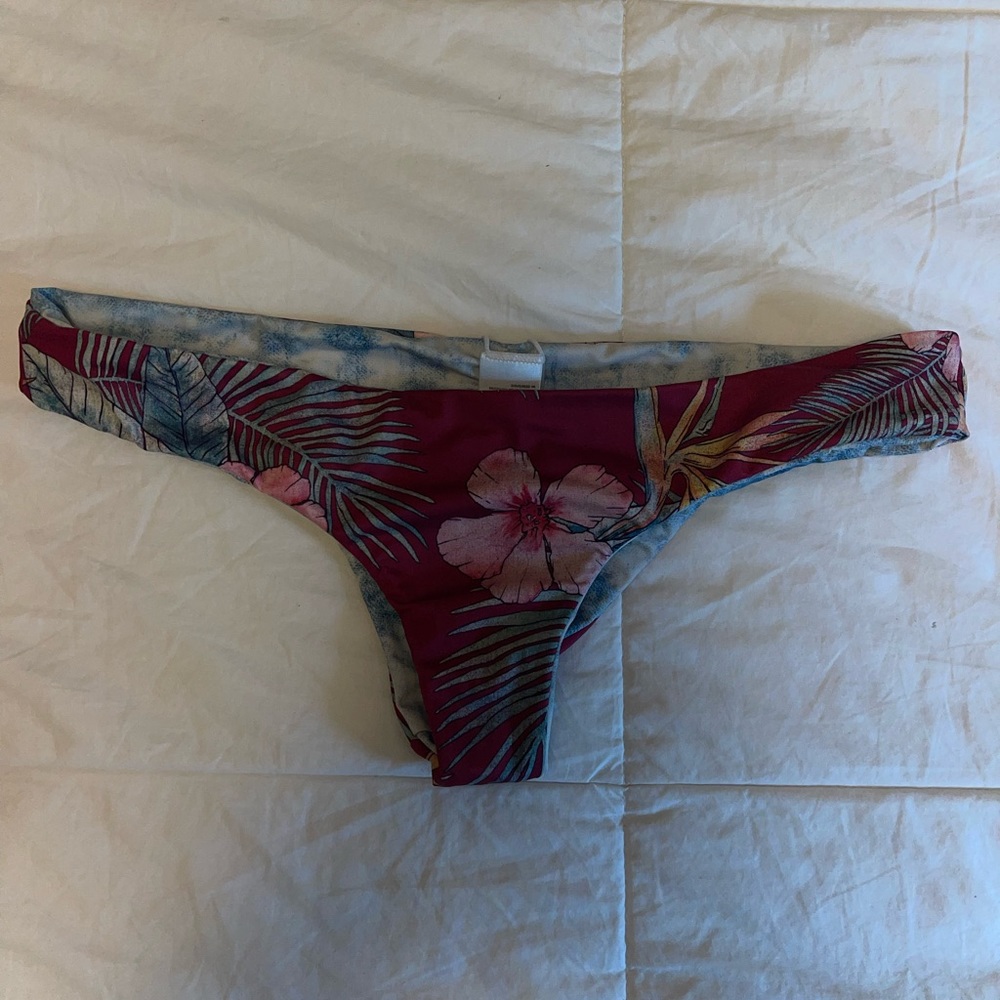 Reversible Billabong Bikini Bottoms